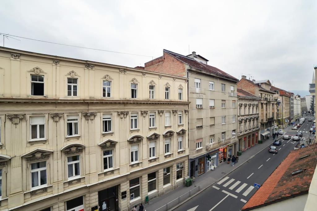 True Zagreb Centrally Located & Spacious Apartment Exterior photo